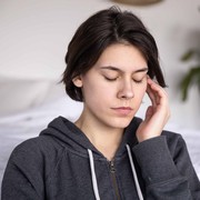 5 Zodiak yang Dikenal Suka Overthinking Sendiri, Cek Termasuk Kamu Nih?