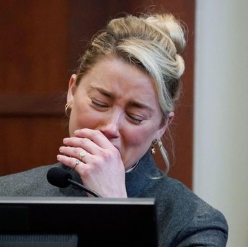 img-title Karena Dikabarkan Tidak Mampu Bayar Uang Ganti Rugi ke Johnny Depp, Amber Heard Akan Ajukan Banding
