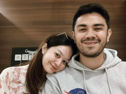 Faradilla Yoshi Kontraksi 29 Jam jelang Melahirkan, Begini Cara Mempercepat Bukaan