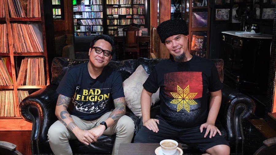 Gofar Hilman dan Ahmad Dhani Gofar Hilman dan Ahmad Dhani