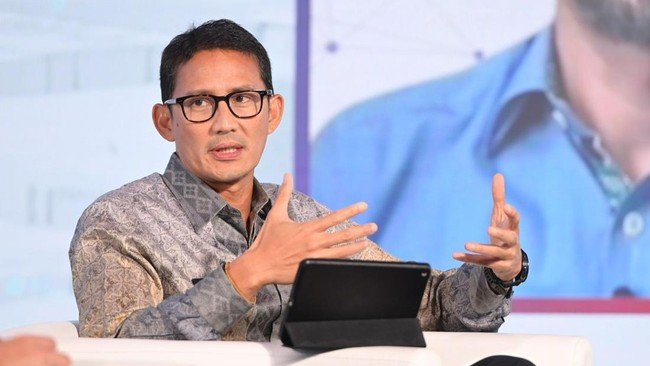 Menteri Pariwisata dan Ekonomi Kreatif (Menparekraf) Sandiaga Uno, menyampaikan alasan batal membelikan istrinya Nur Asia Uno tas Gucci di Metaverse.
