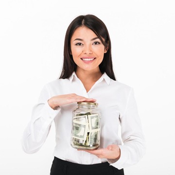 img-title Kiat Bijak Alokasi Gaji Bagi Fresh Graduate, Dijamin Masih Bisa Self Reward Kok!