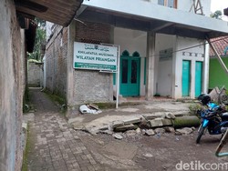 Polisi Tahan Tiga Tersangka Khilafatul Muslimin di Cimahi