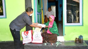 Curhat Nenek Sofia Gagal Bertemu Jokowi di Ende