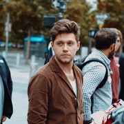 Nggak Neko-neko Tapi Kharismatik, Ini Gaya Stylish Niall Horan!