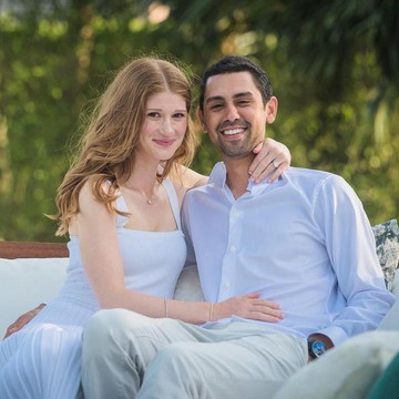 img-title 5 Potret Bucinnya Anak Bos Pendiri Microsoft, Jennifer Gates Dinikahi Pangeran Berkuda Kaya Raya!