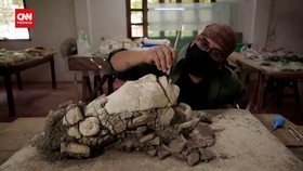 VIDEO: Arkeolog Temukan Kepala Batu Dewa Jagung Suku Maya