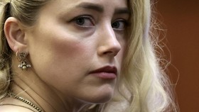 Amber Heard Sebut Punya Catatan Dokter yang Bisa Ubah Putusan Sidang