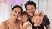 <p>Marissa Nasution melahirkan kedua anak perempuannya di Singapura, Bunda. Si sulung diberi nama Alaia Moana, lahir pada 28 Mei 2018. Sedangkan yang bungsu, Olivia Luna, lahir pada 20 April 2020. (Foto: Instagram @marissaln_)</p>
