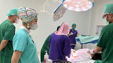 Bella Shofie Deg-degan hingga Keringat Dingin Temani Anak Sunat