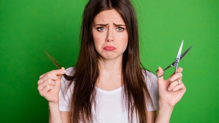 Kenapa Perempuan Cenderung Memotong Rambut Ketika Patah Hati? Begini Penjelasannya!