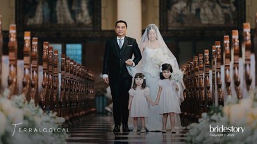 img-title Agama Suami Sempat Dipertanyakan, Eva Celia Bicara soal Perbedaan