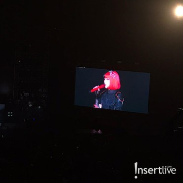 Konser Lexiconcert Isyana Sarasvati Ditutup dengan Lagu Baru 'My Mystery'