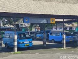 Ketika Dulu Jadi Rahasia Umum Oknum Sopir Naikkan Tarif Angkot AMG