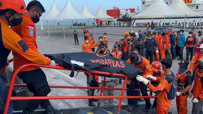 Pencarian Korban KM Ladang Pertiwi Dihentikan Besok