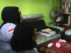 Siswi SD Sebatang Kara di Samarinda Diusir Guru gegara Tak Punya Seragam-HP