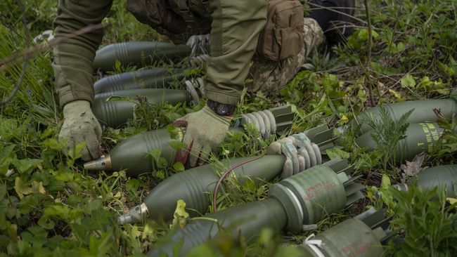 Kelompok pemantau senjata yang berbasis di London melaporkan BIN membeli sekitar 2.500 mortir dari Serbia untuk operasi Papua pada 2021.