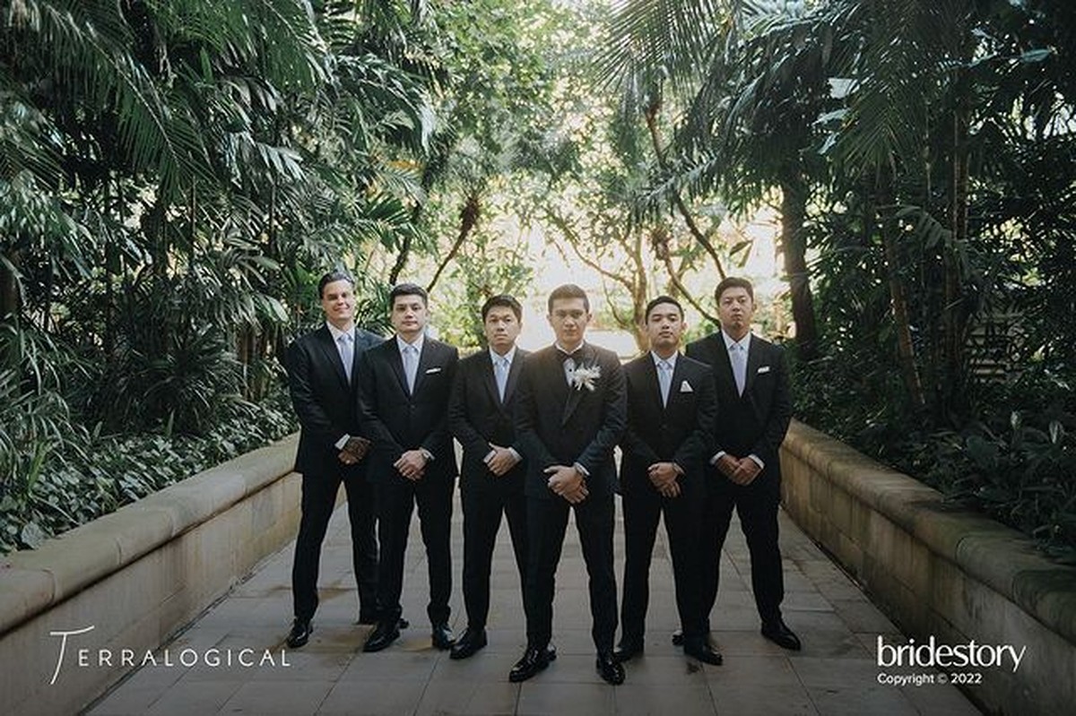 Pernikahan Eva Celia