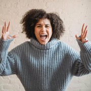 Nggak Hanya Dialami Anak-anak, Kenali Ciri-ciri Tantrum pada Orang Dewasa