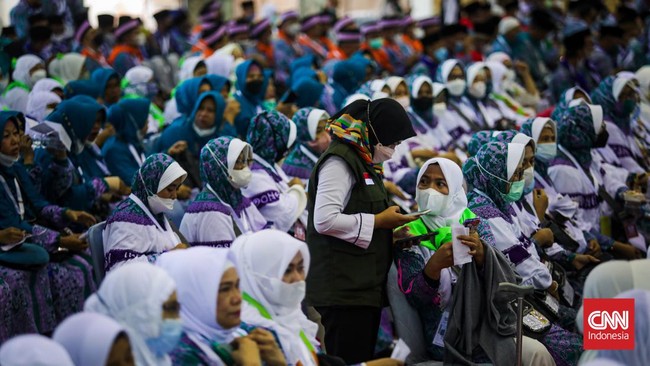 Dirjen PHU Kemenag mengatakan per Jumat lalu sudah 1.600-1700 calhaj Indonesia dengan visa mujamalah atau haji furoda dilaporkan ke pihaknya.