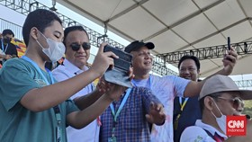 Anies di Formula E: Safari Selfie dan Diteriaki Presiden 2024