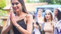 img-title 5 Potret Antusias Para Peserta Miss Global 2022 Kunjungi Art Center Bali
