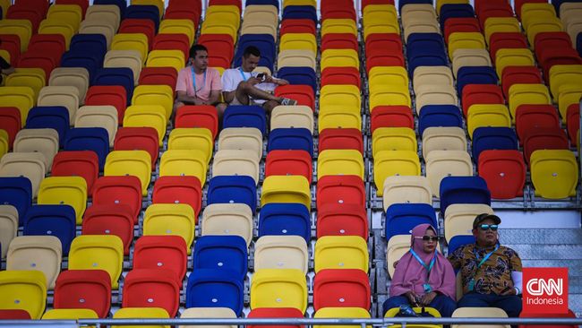 Tribun Penonton Sepi Jelang Balapan Formula E Penonton Formula E Jakarta terpantau masih sepi jelang balapan Jakarta E-Prix 2022 yang dimulai pada Sabtu (4/6), pukul 15.04 WIB.