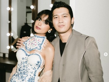 Inikah Kode Eva Celia Cerai dari Demas Narawangsa?