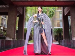 Kunjungi Monkey Forest Ubud, Begini Reaksi Senang Miss Korea & Malaysia