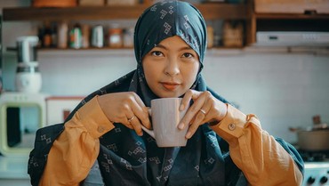img-title Disindir Wajah Mirp Pembantu, Tantri Kotak: Kenapa Terkesan Rendah Ya?