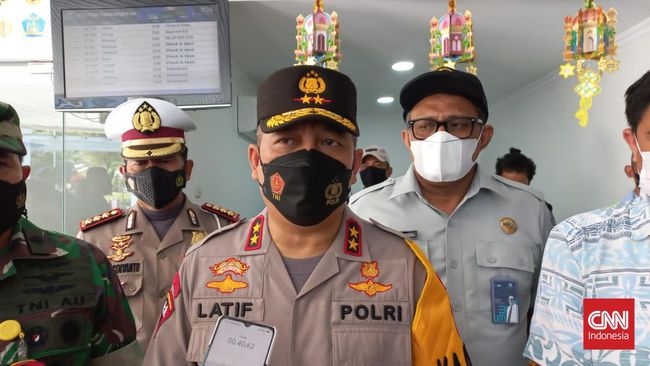 Kapolda Maluku Tunjuk 3 Polwan Jadi Wakapolres dan Kapolsek Kapolda Maluku Tunjuk 3 Polwan Jadi Wakapolres dan Kapolsek