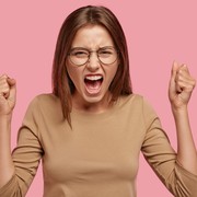 Siapa Bilang Tantrum Hanya Terjadi pada Anak Kecil? Orang Dewasa Juga Bisa Mengalaminya, lho!