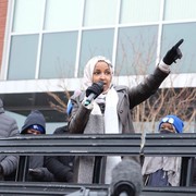 Profil Ilhan Omar, Perempuan Muslim Pertama yang Jadi Anggota Kongres AS