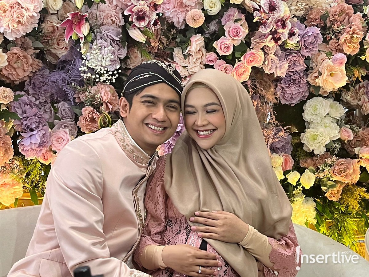 Momen Syukuran 7 Bulan Kehamilan Ria Ricis