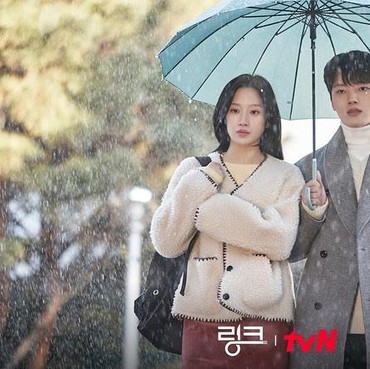 Perasaan Moon Ga Young & Yeo Jin Goo Kembali Adu Akting Setelah 13 Tahun