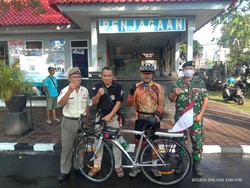 Purnawirawan TNI AL Ini Kayuh Sepeda dari Pulau Bintan-Bali PP