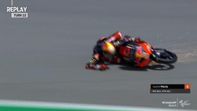 VIDEO: Kecelakaan Hebat Masia di Kualifikasi Moto3 Catalunya