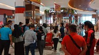 <p>Transmart kembali menawarkan gebyar diskon untuk kebutuhan rumah tangga. Mulai dari beras 5 kilogram Rp53 ribu, hingga minyak goreng 2 liter Rp43 ribu. (Foto: Tim HaiBunda)</p>