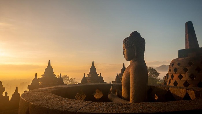 Harga Tiket Borobudur Naik Jadi Rp750 Ribu untuk Wisatawan Lokal, Apa Tujuan Luhut Binsar Pandjaitan?