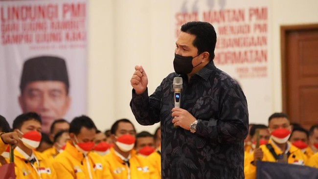 Menteri BUMN Erick Thohir dan Ketua BP2MI Benny Rhamdani melepas 285 PMI di Bandara Soekarno Hatta ke Korea Selatan.