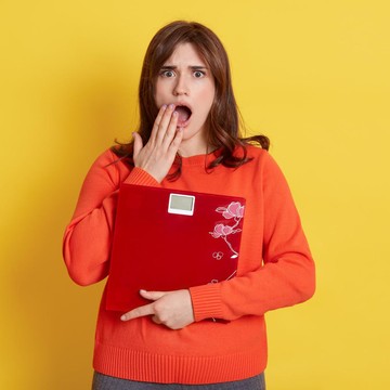 img-title Bukan Lagi Diet, 7 Jenis Penyakit Ini Ternyata Dimulai dengan Penurunan Berat Badan Drastis!