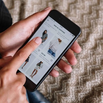img-title 5 Target Digitalisasi yang Diperlukan Industri Fashion, Serba Canggih dan Efisien!