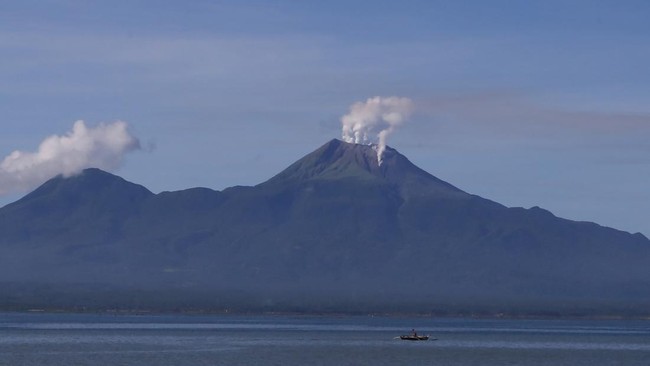 FOTO: Situasi Horor Erupsi Gunung Bulusan Filipina