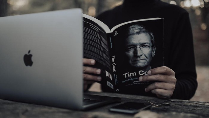 Mengenal Book-shaming: Aktivitas Permalukan Orang Lain Karena Buku yang Ia Baca dan 3 Tanda Kamu Telah Melakukannya