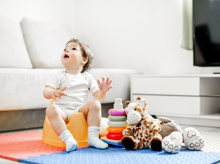 Tak Perlu Buru-Buru, Kapan Usia Tepat Anak Diajarkan Toilet Training?