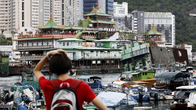 FOTO: Nasib Restoran Terapung Jumbo Hong Kong di Ujung Tanduk