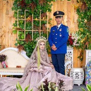 'Cinta Tak Pandang Fisik', Pernikahan Petugas Damkar Ini Viral dan Tuai Perhatian Netizen