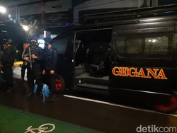 Detik-detik Penemuan TNT hingga Senpi di Gedung Jalan Asia Afrika