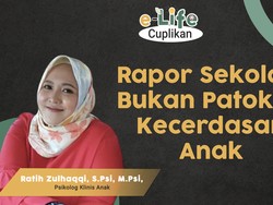 Moms, Kecerdasan Anak Tak Bisa Diukur Hanya dari Rapor di Sekolah