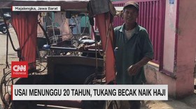VIDEO: Usai Menunggu 20 Tahun, Tukang Becak Naik Haji